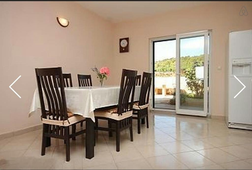 Apartments Pasman Banj Bilik gambar