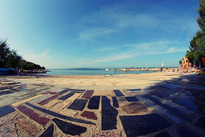 Apartments Pasman Banj Luaran gambar